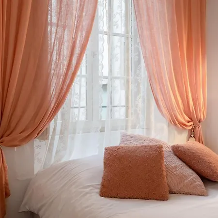 Апартаменты Travel Homes - The Ancienne Poste, Petite Venise