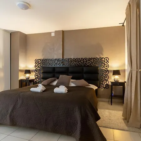 Апартаменты Travel Homes - The Ancienne Poste, Petite Venise *